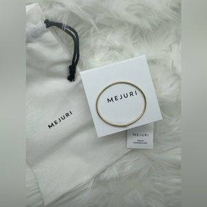 Mejuri bangle